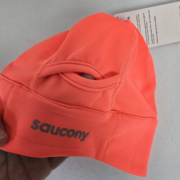 Saucony Hat Womens Neon Coral Drylete Ponytail Skull Cap NWT Running Outdoors - Picture 3 of 8